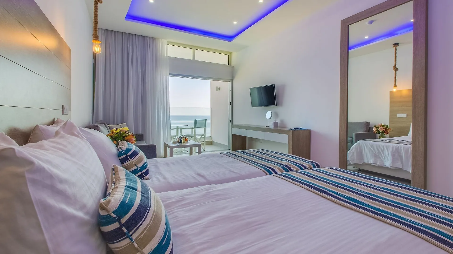 Island Boutique Hotel Larnaca 3*,  Cypr