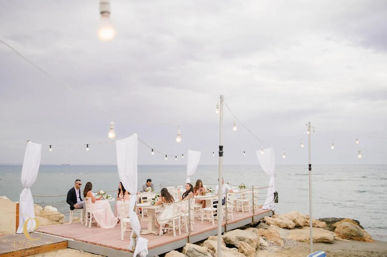 Island Boutique Hotel Larnaca 3*,