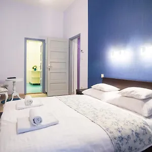 Budapest Rooms Bed And Breakfast בית הארחה