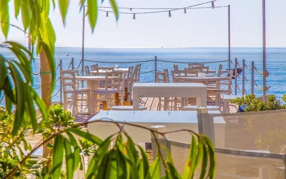Island Boutique Hotel ラルナカ キプロス